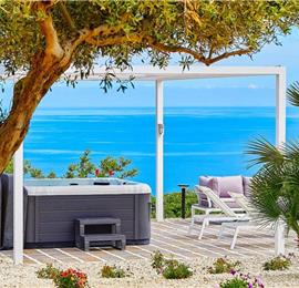 2 bedroom villa with jacuzzi & sea views, near Castellammare del Golfo, sleeps  4-5